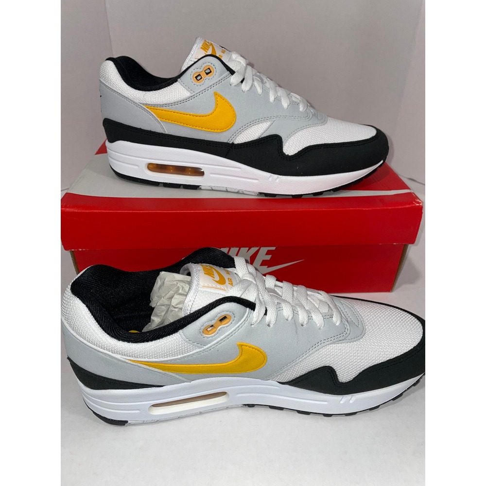 Nike Boys' Air Force 1 Shoes *New* White University Gold Black Size 10.5
